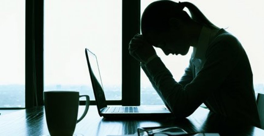 Depressão no ambiente de trabalho: como detectar e minimizar os casos dentro da empresa? Depressão no ambiente de trabalho: como detectar e minimizar os casos dentro da empresa?