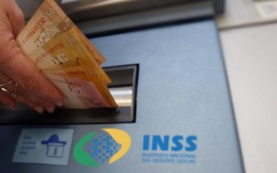 14º salário do INSS: Entenda os projetos em andamento