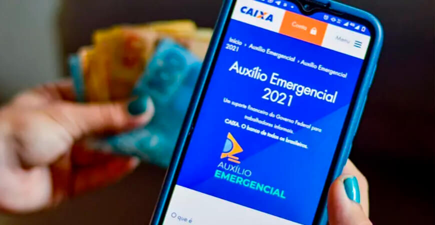 Auxílio emergencial: governo avalia prorrogar benefício como transição para novo Bolsa Família