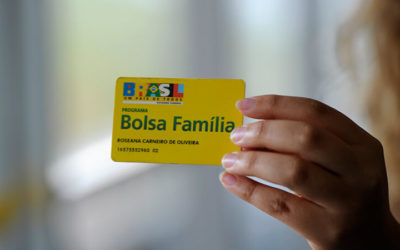 Auxílio Brasil terá aumento de 20% em relação ao Bolsa Família e valor só repõe inflação