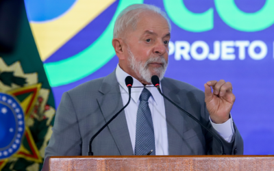 Lula defende jornada diferenciada para trabalho aos domingos