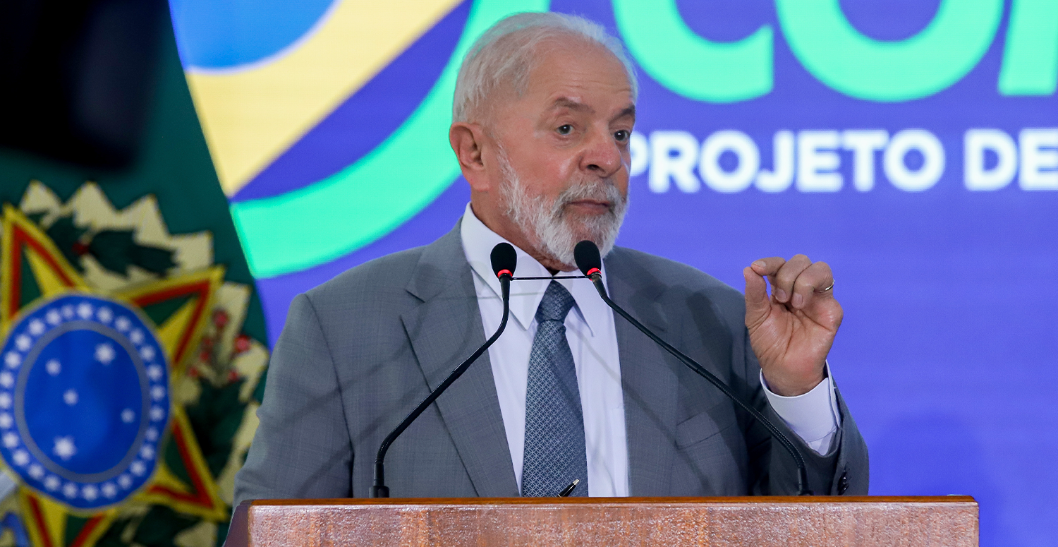 Lula defende jornada diferenciada para trabalho aos domingos