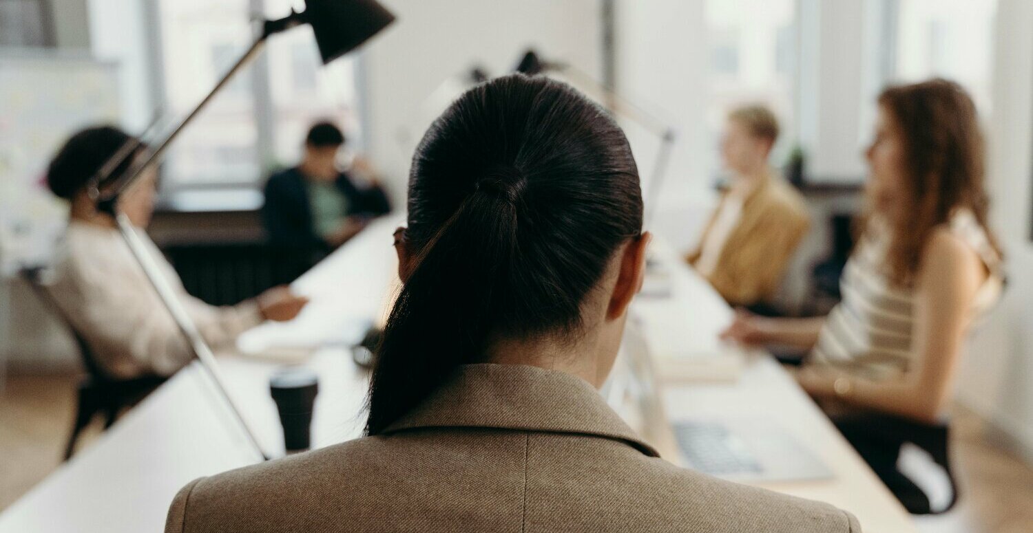 Nem todo grupo é uma equipe: um olhar estratégico para as empresas