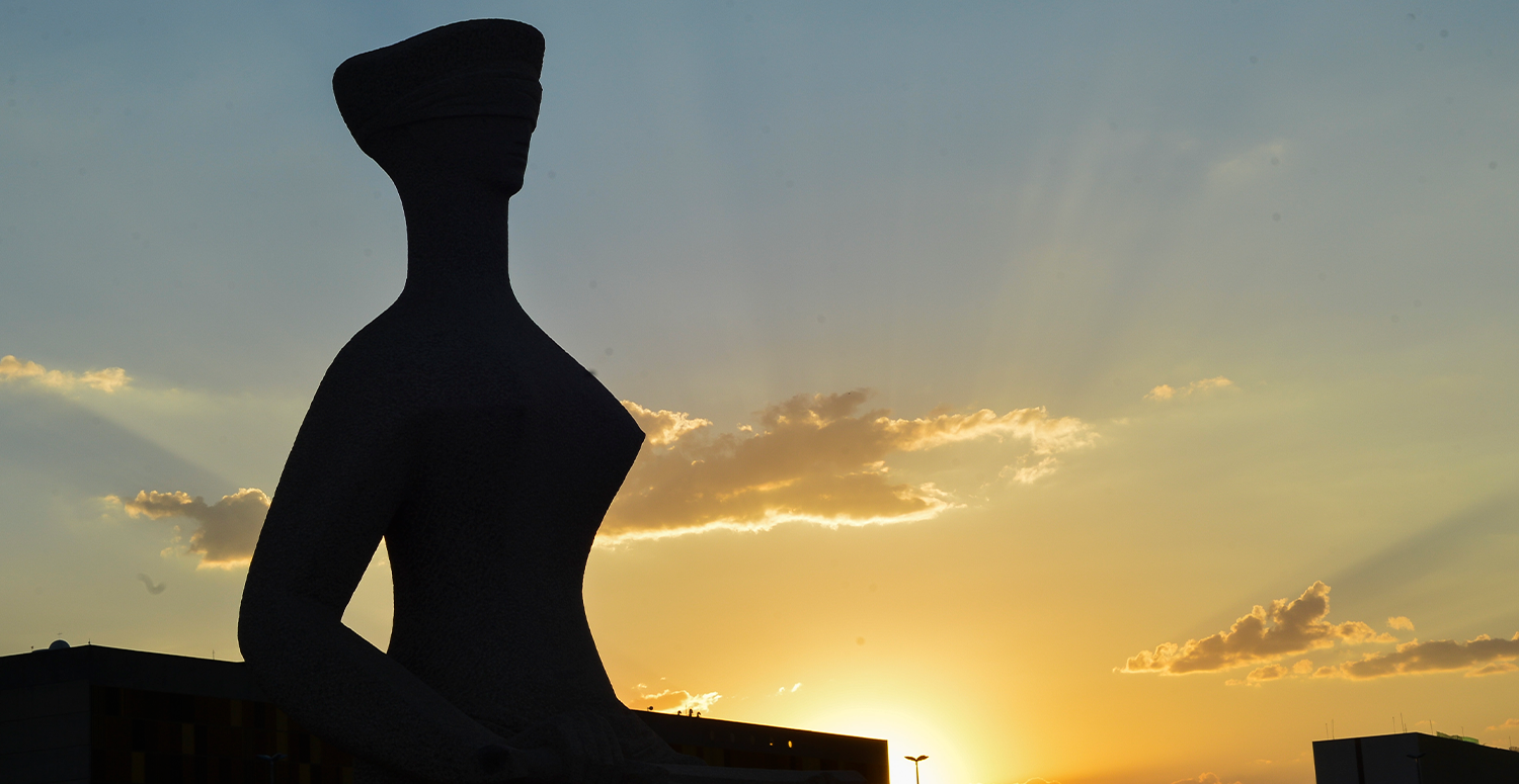 STF reforça suspensão de ações sobre ‘pejotização’ e anula decisões da Justiça do Trabalho STF reforça suspensão de ações sobre ‘pejotização’ e anula decisões da Justiça do Trabalho