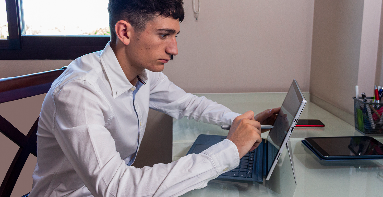 Projeto discute Estatuto do Aprendiz para ampliar oportunidades de trabalho a jovens Projeto discute Estatuto do Aprendiz para ampliar oportunidades de trabalho a jovens