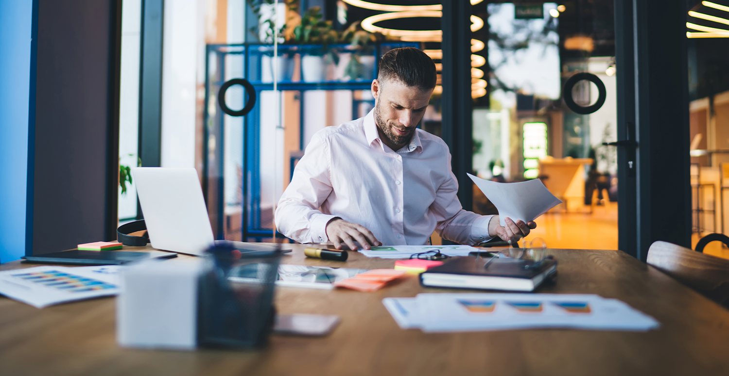 Reforma administrativa propõe teto salarial, fim de férias prolongadas e regras claras para verbas Reforma administrativa propõe teto salarial, fim de férias prolongadas e regras claras para verbas