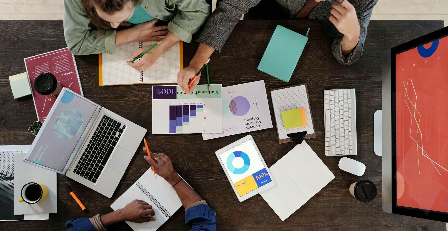 Além das fintechs: startups jurídicas atraem capital e redesenham o setor jurídico Além das fintechs: startups jurídicas atraem capital e redesenham o setor jurídico