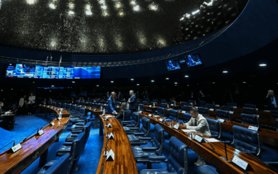 Presidente da Câmara assume compromisso de agilizar atualização da tabela do Simples Nacional