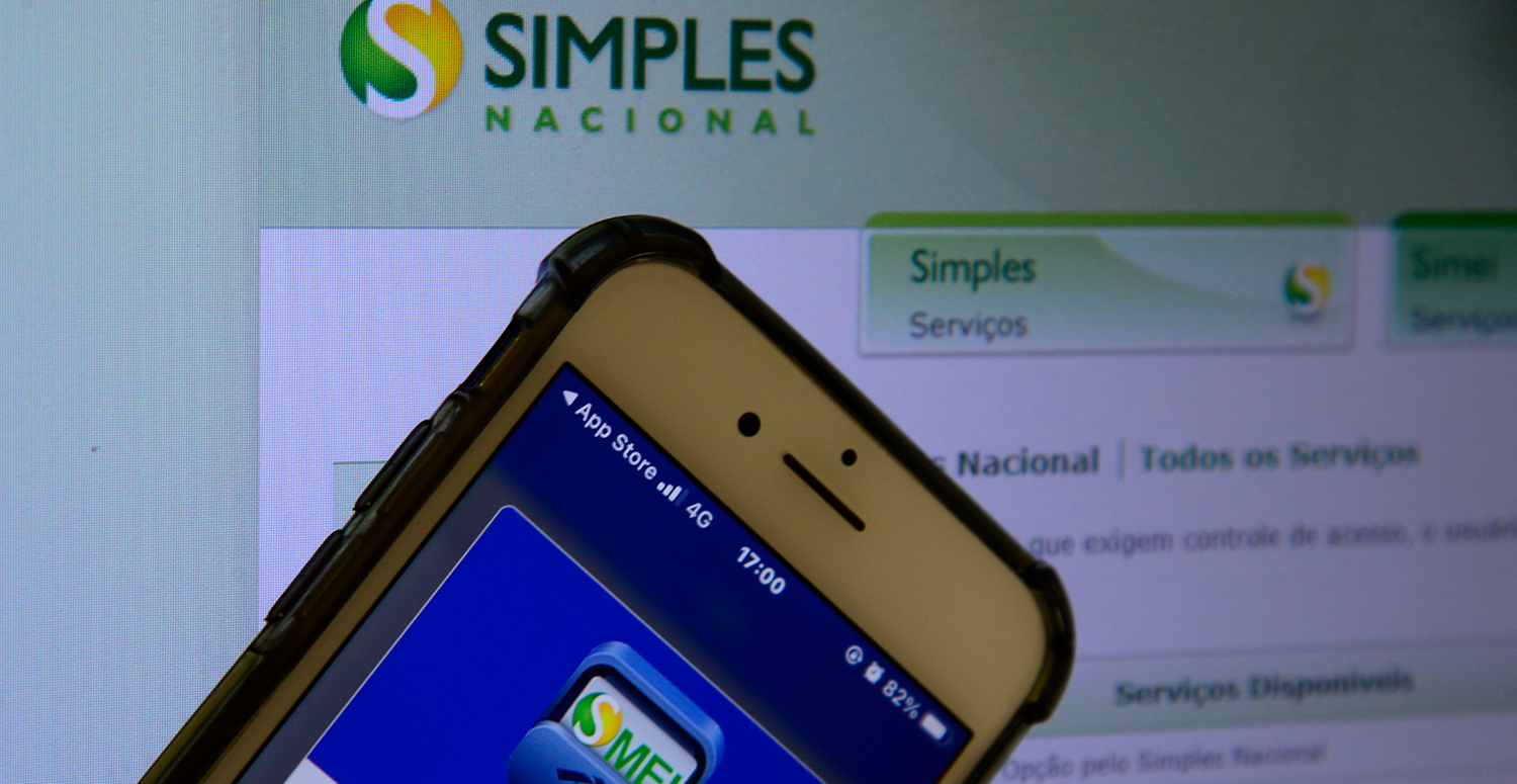 Manifesto pede urgência na atualização do Simples Nacional; limites de faturamento foram corroídos em mais de 40% pela inflação Manifesto pede urgência na atualização do Simples Nacional; limites de faturamento foram corroídos em mais de 40% pela inflação