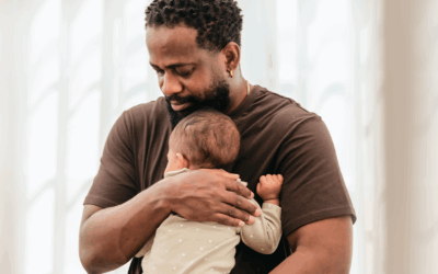 Projeto amplia licença-paternidade para 30 dias em empresas do Programa Empresa Cidadã