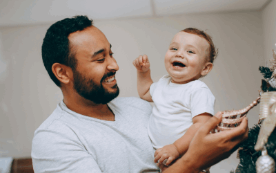 Licença-paternidade pode mudar: CAS avança com proposta de até 20 dias