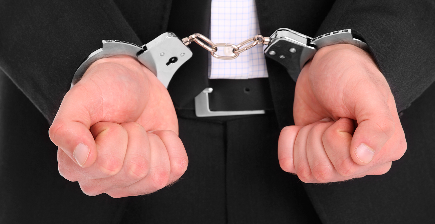 Operação desarticula grupo que fraudou R$ 20 milhões de empresa de pagamentos e investiga escritório contábil por lavagem de dinheiro Operação desarticula grupo que fraudou R$ 20 milhões de empresa de pagamentos e investiga escritório contábil por lavagem de dinheiro