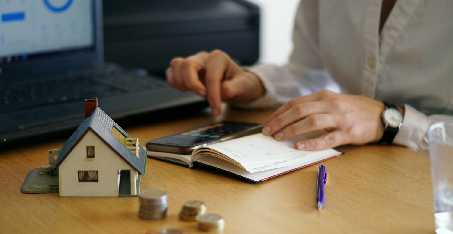 Como decisões imobiliárias impactam o planejamento financeiro no longo prazo Como decisões imobiliárias impactam o planejamento financeiro no longo prazo