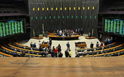 Senado pode votar PEC que reduz jornada de trabalho para 36 horas e amplia descanso semanal