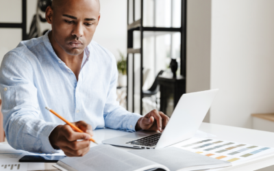 Mais de 60% dos pequenos negócios ainda usam conta pessoal para pagar despesas da empresa