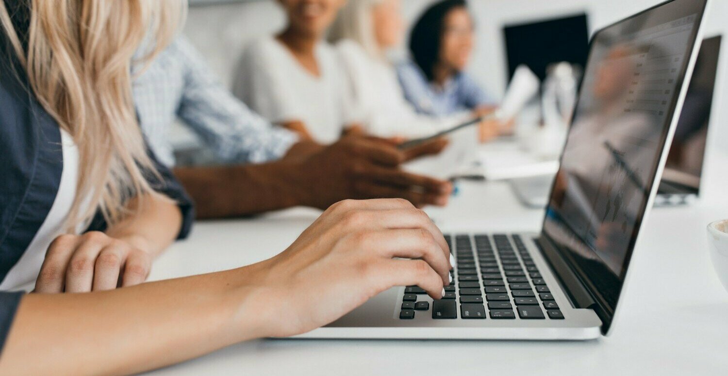 Vai prestar o Exame de Suficiência 2026? Não deixe para depois e inscreva-se agora no curso preparatório Vai prestar o Exame de Suficiência 2026? Não deixe para depois e inscreva-se agora no curso preparatório